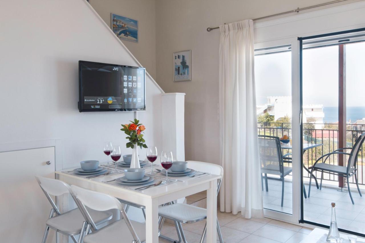 Like Home Agia Marina  Exterior photo